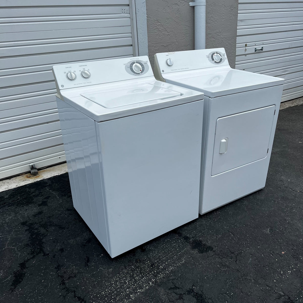 GE Washer and Dryer Set