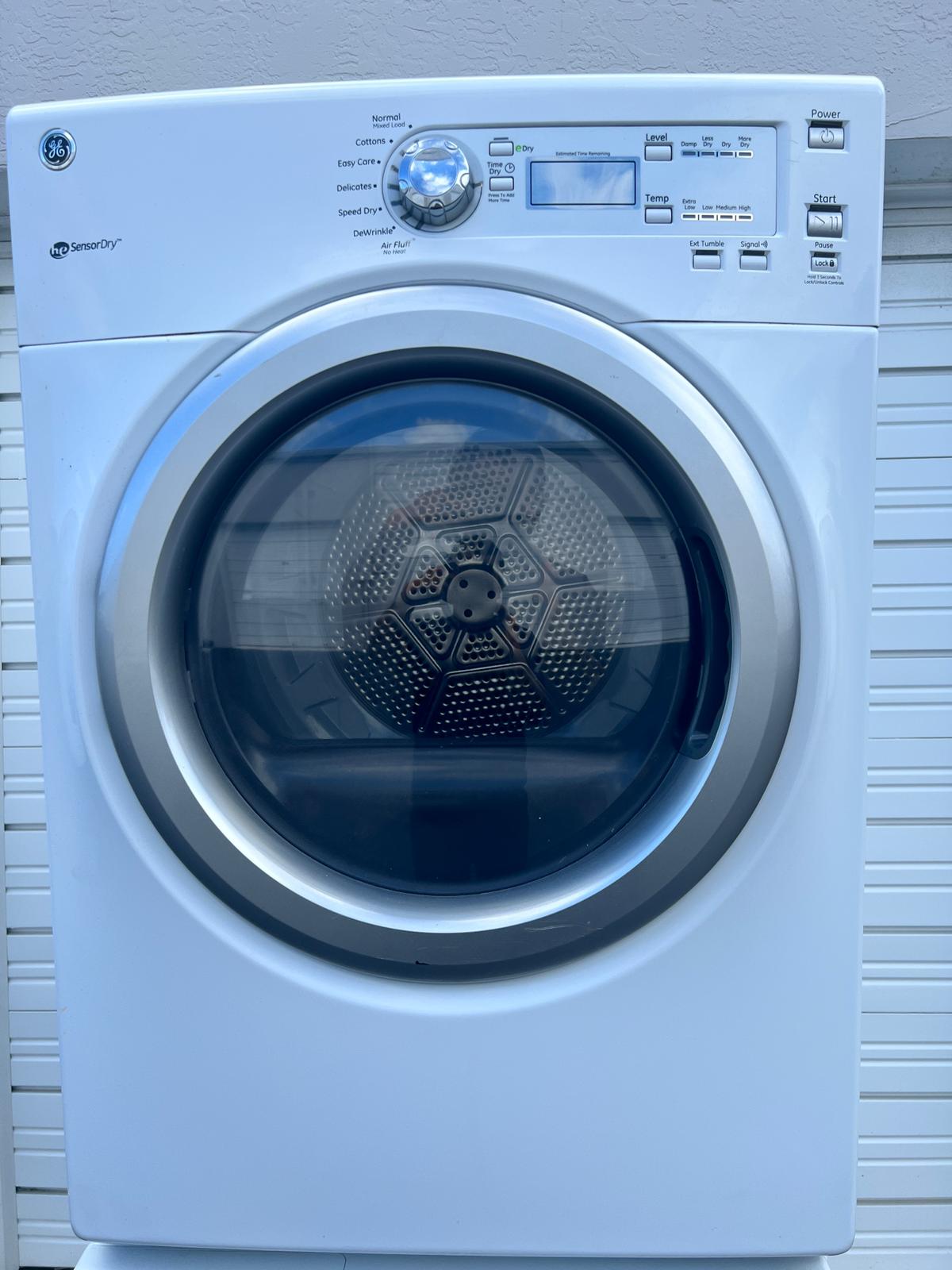 GE Electric Washer and Dryer Front Load