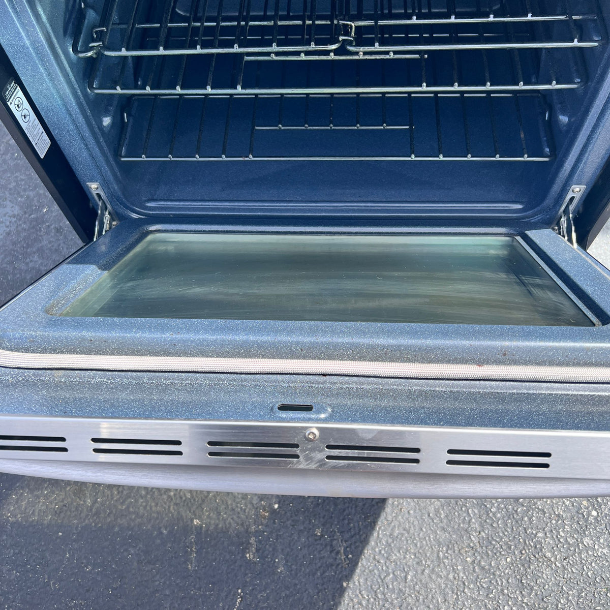 Kenmore Gas Stove: Gas Cooktop. Electric Oven - Stainless Steel