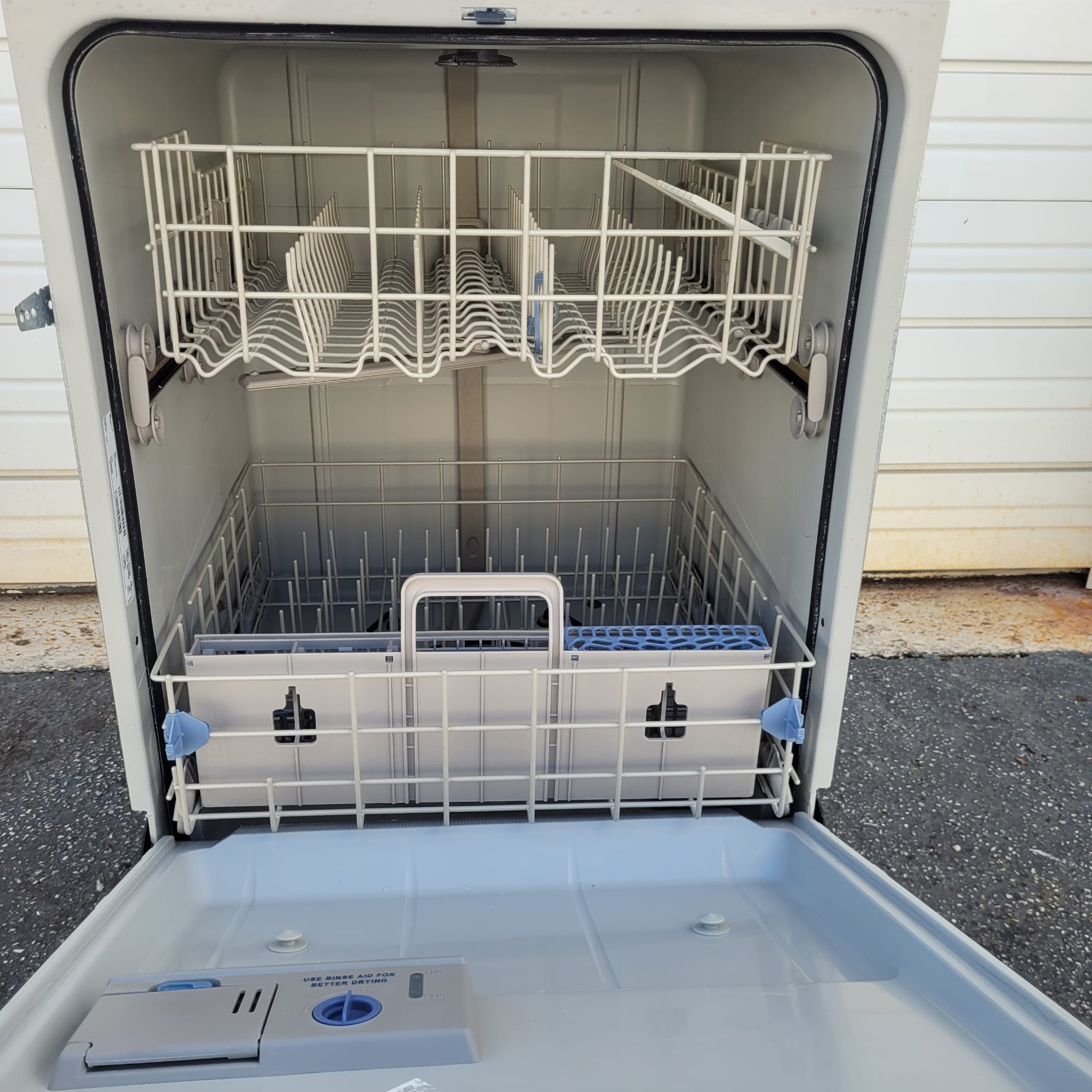 Whirlpool Stainless Steel Dishwasher – AQS