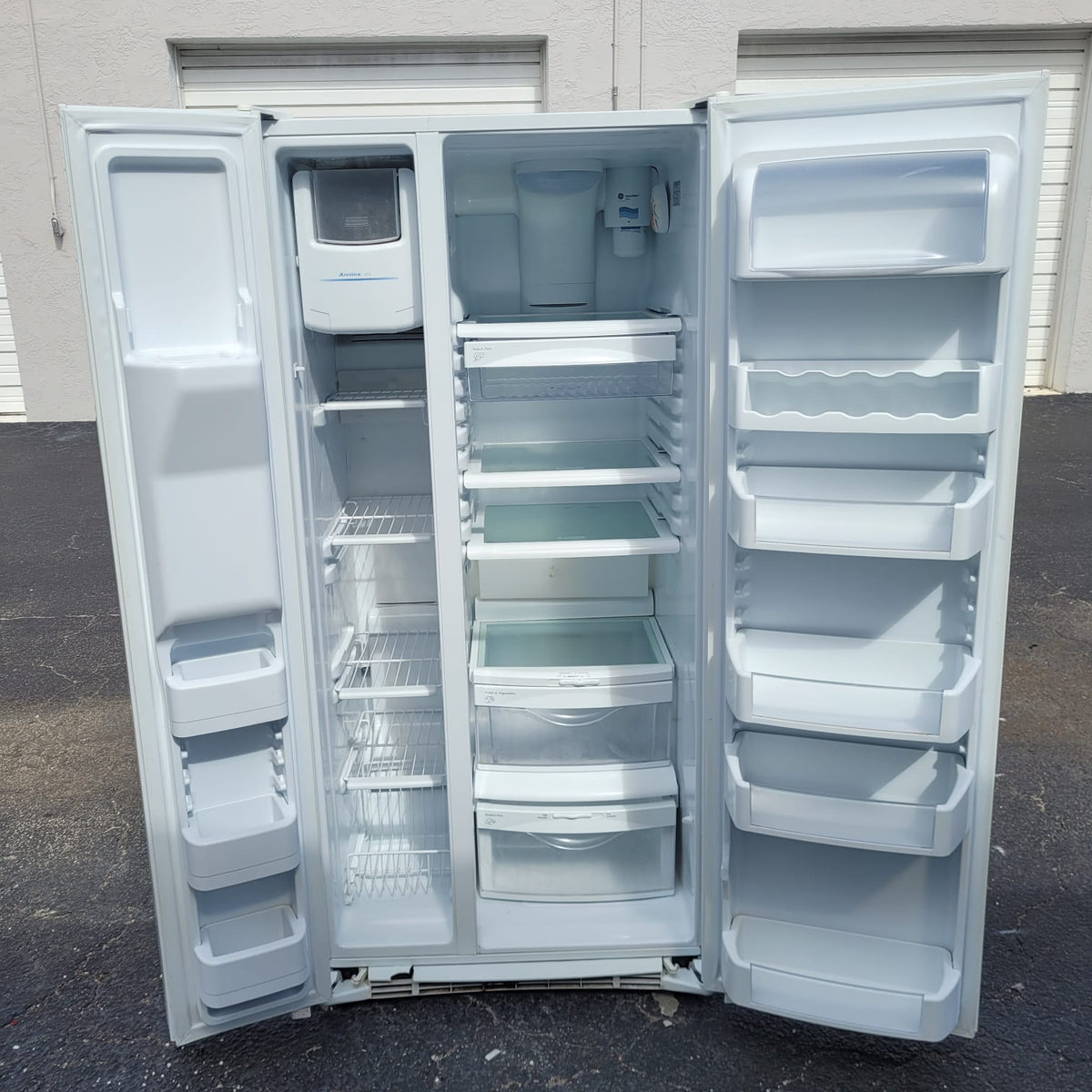 GE Side by Side Refrigerator