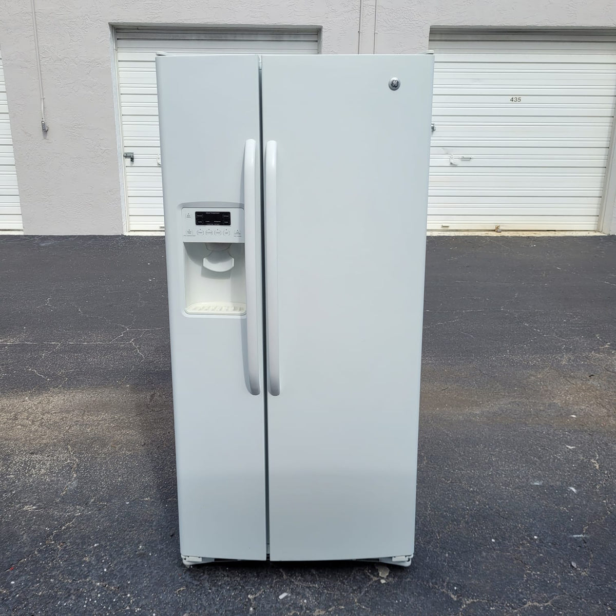 GE Side by Side Refrigerator