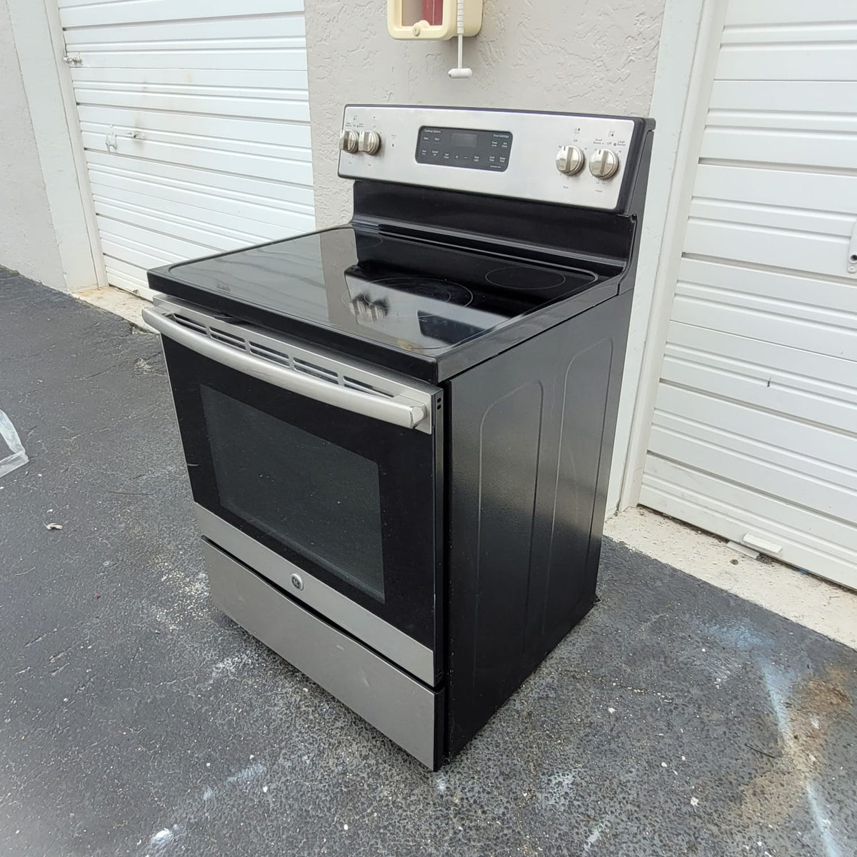 GE Stainless Steel Electric Stove