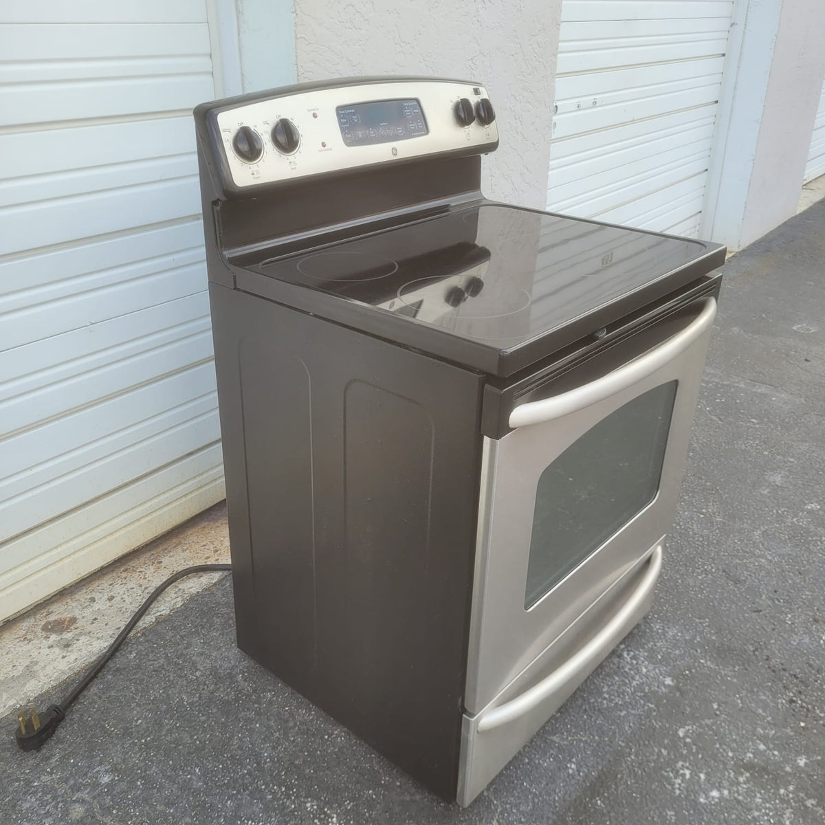 GE Stainless Steel Electric Stove