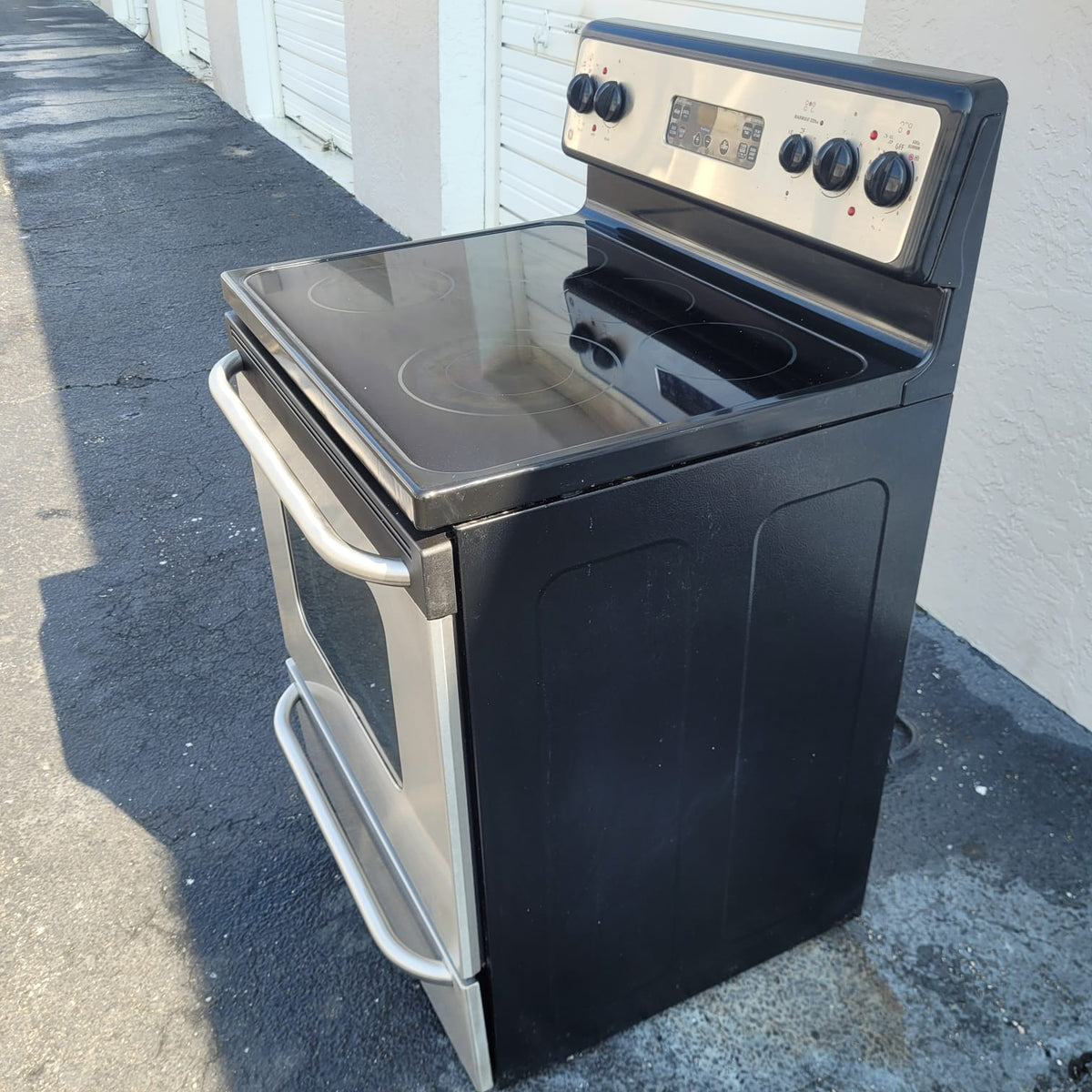 GE Stainless Steel Electric Stove
