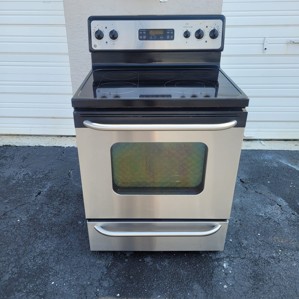 GE Stainless Steel Electric Stove