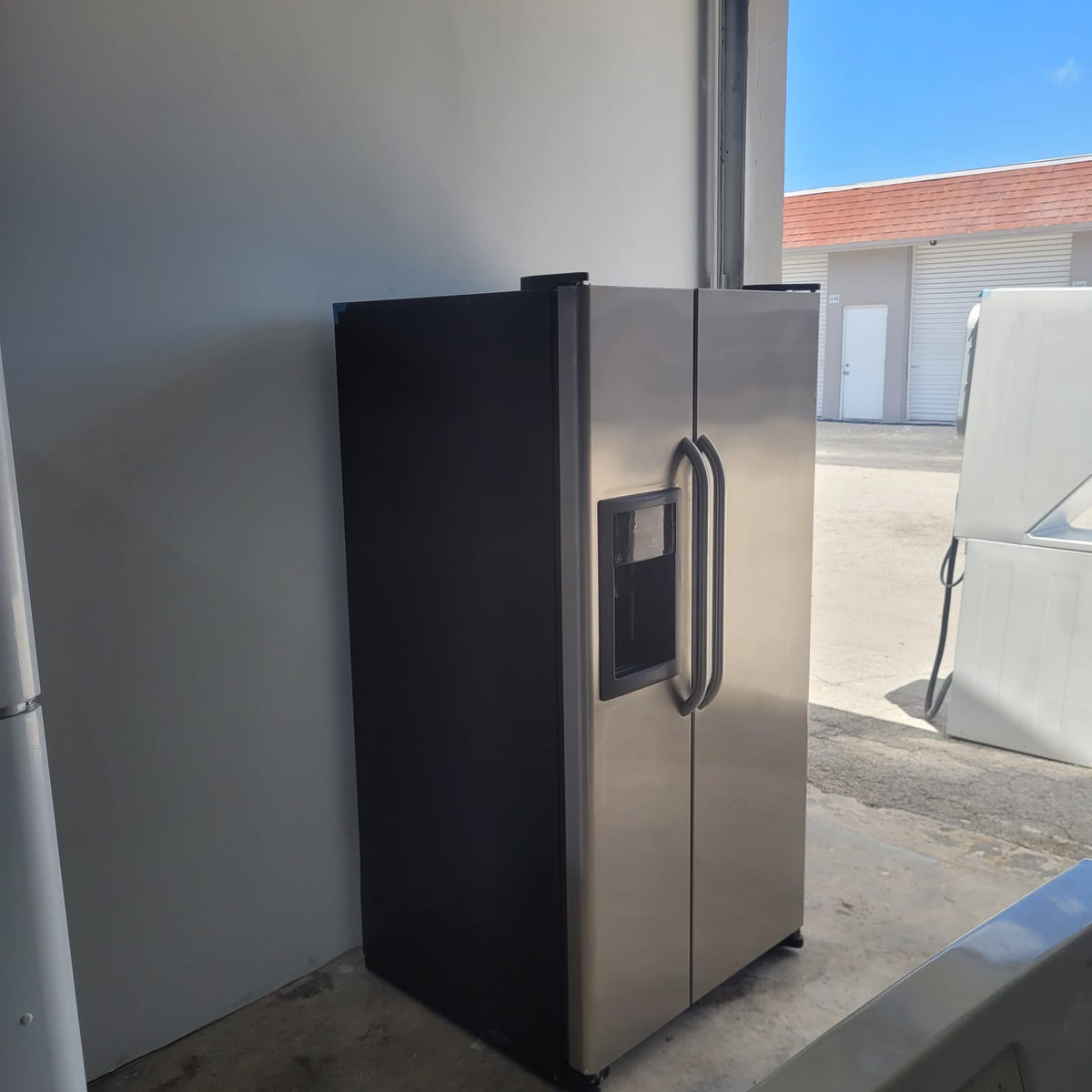 GE Stainless Steel Refrigerator