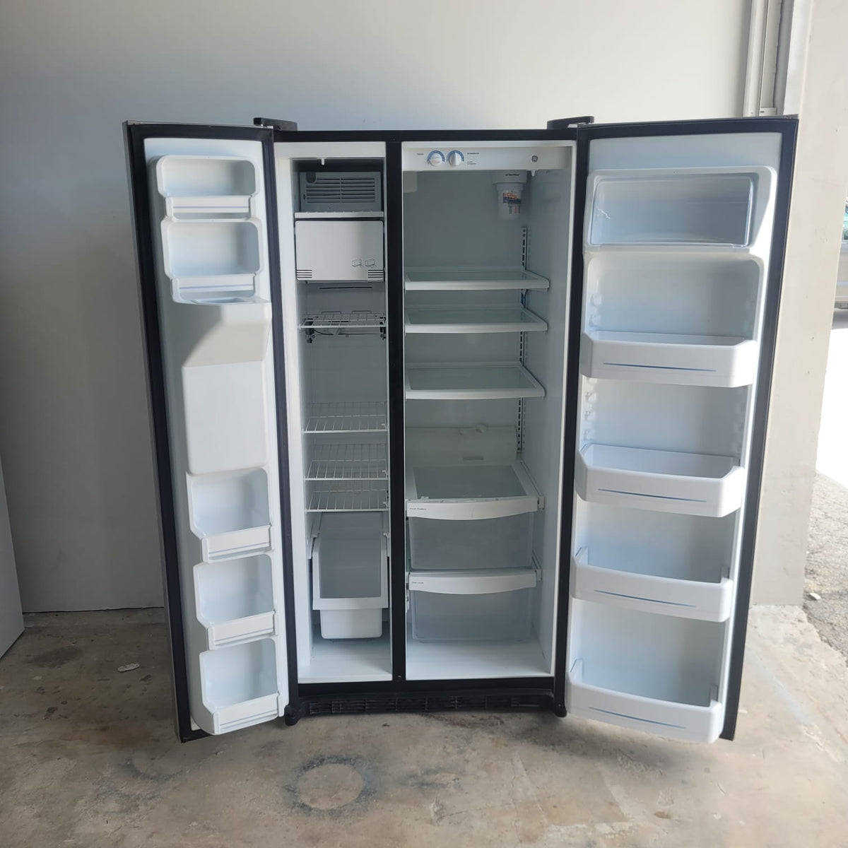 GE Stainless Steel Refrigerator